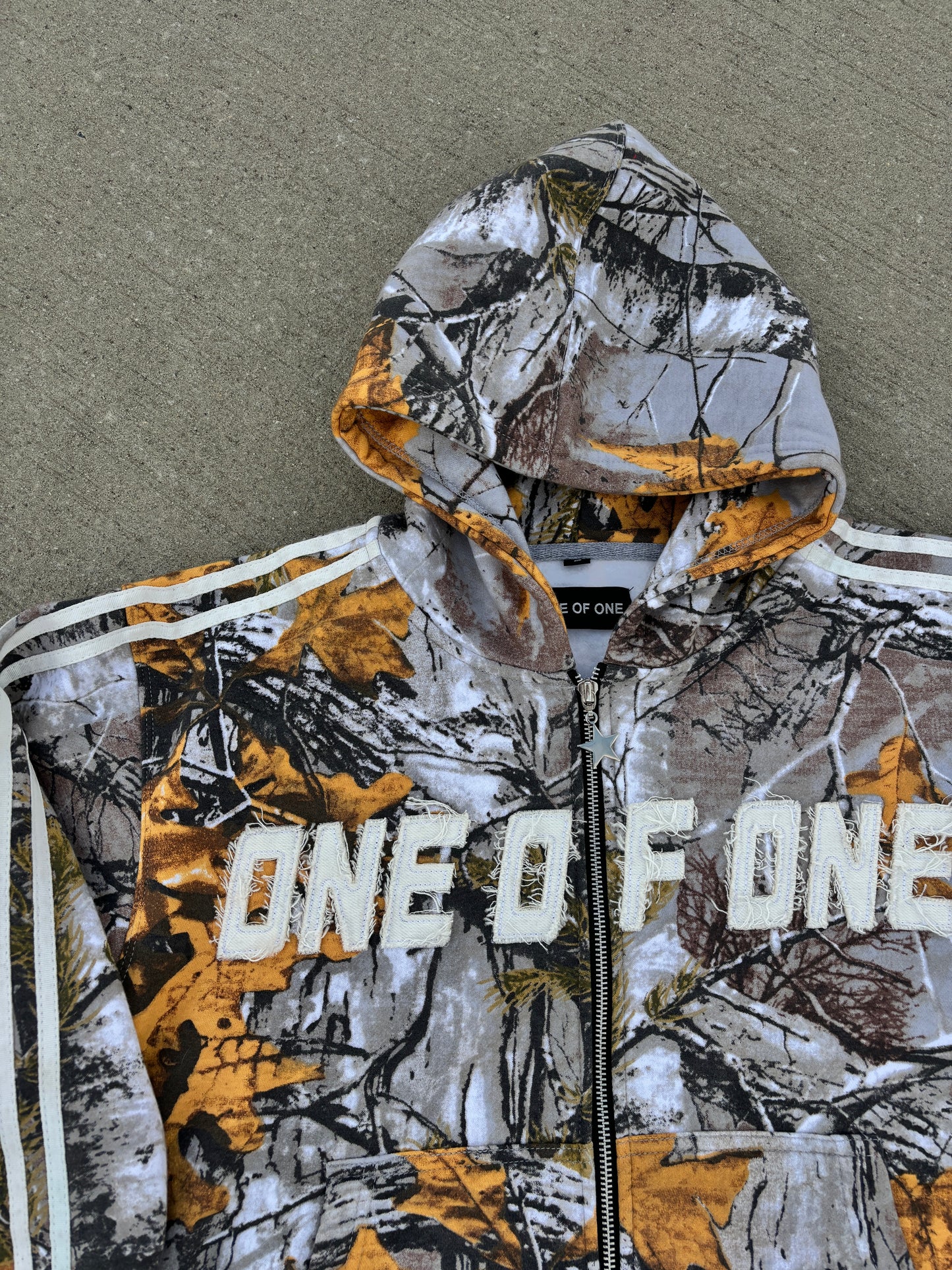 CAMO ZIP UP
