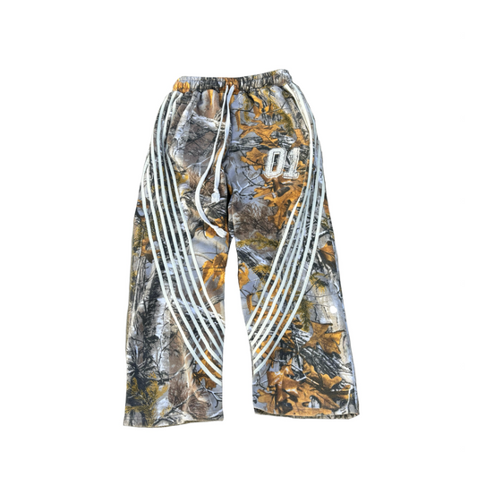 CAMO SWEATS