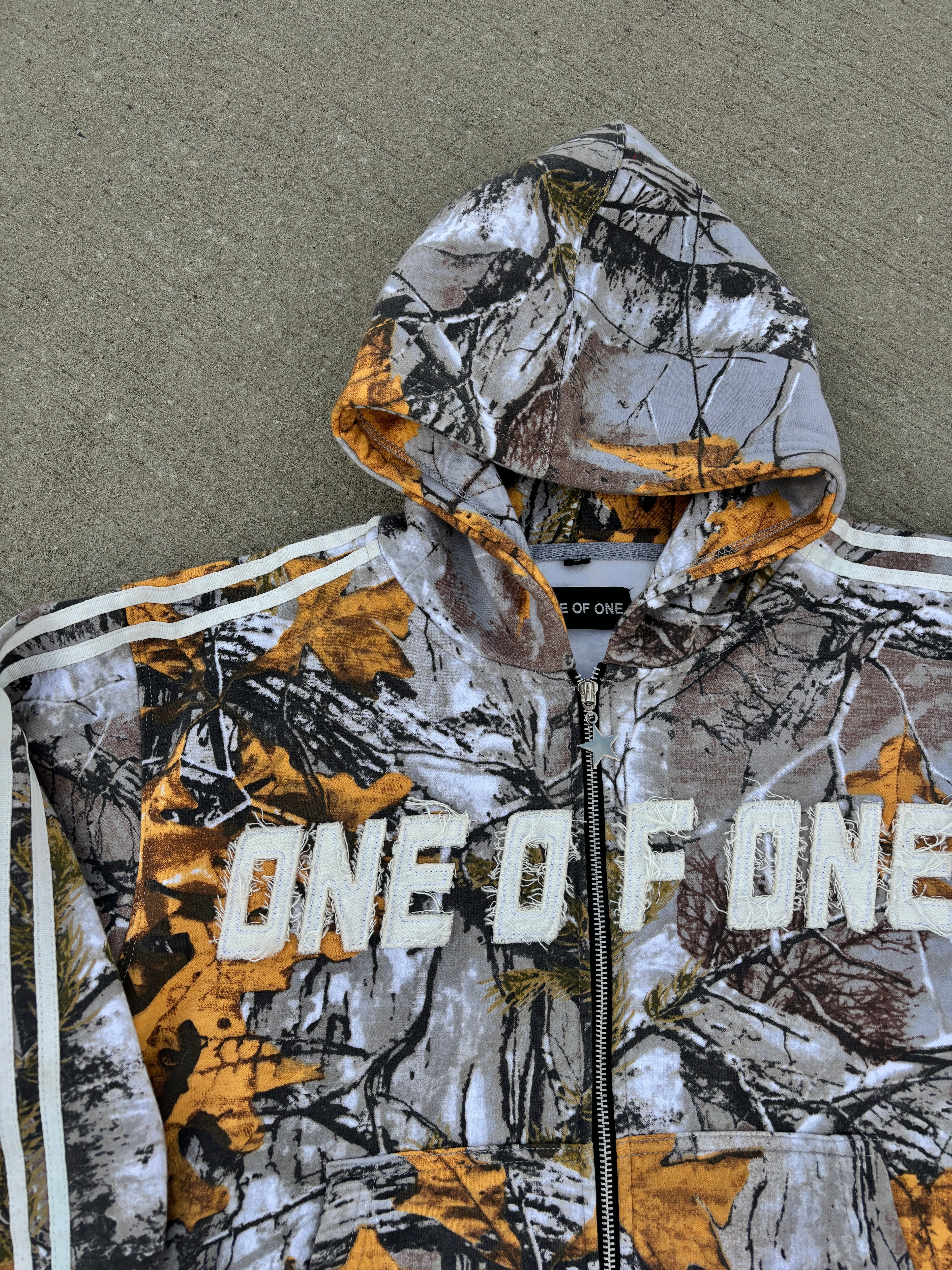 CAMO ZIP UP